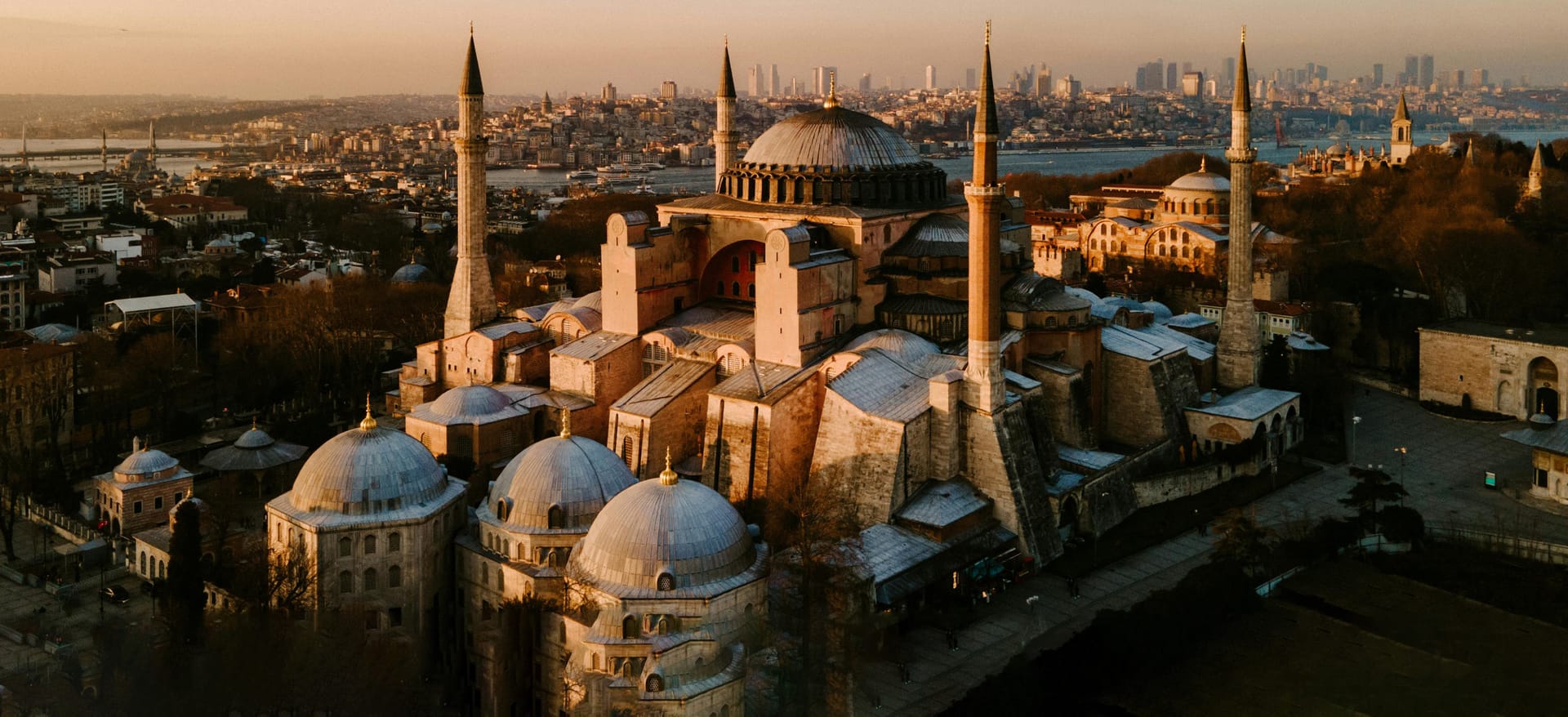  15D Istanbul + Bursa + Umrah